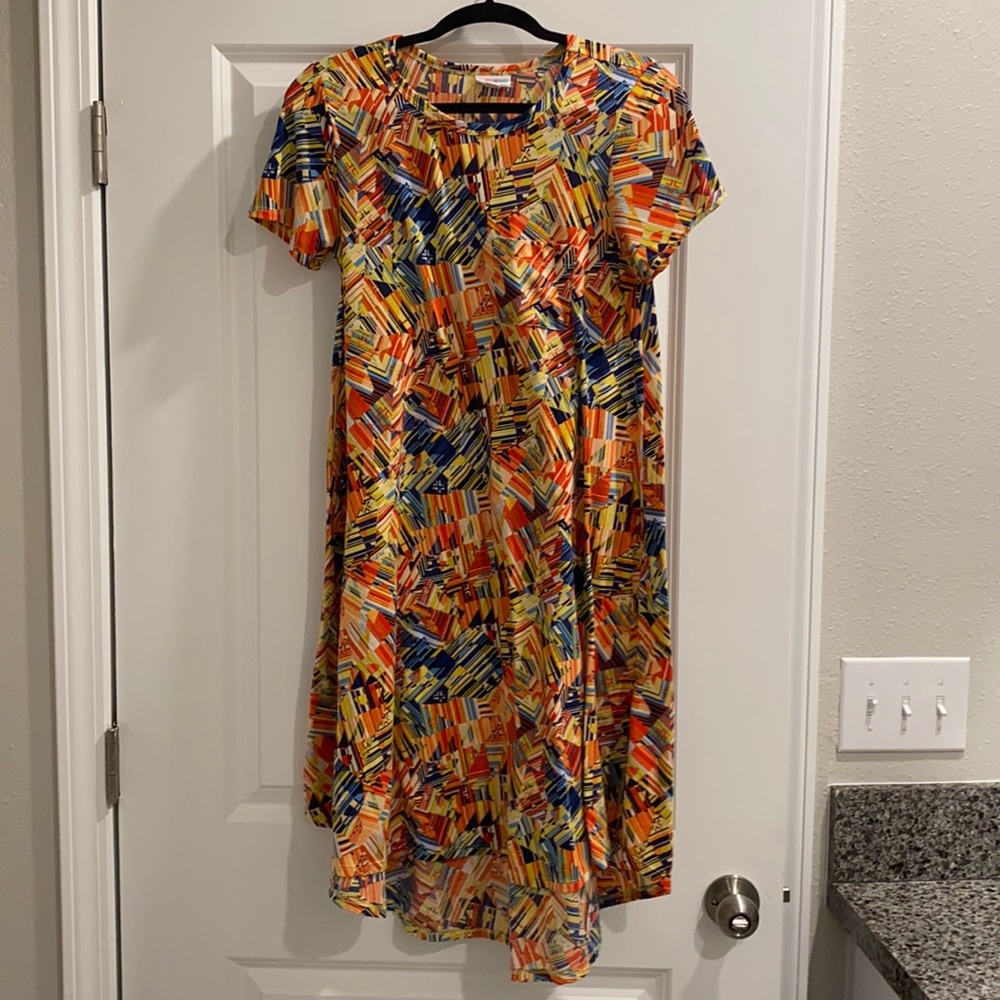 Lularoe Carly - Picture 1 of 1